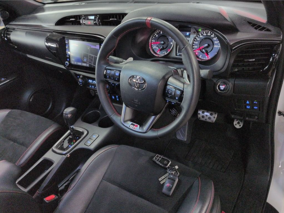 2024 Toyota Hilux Z GR Sport 4WD for sale - image 5