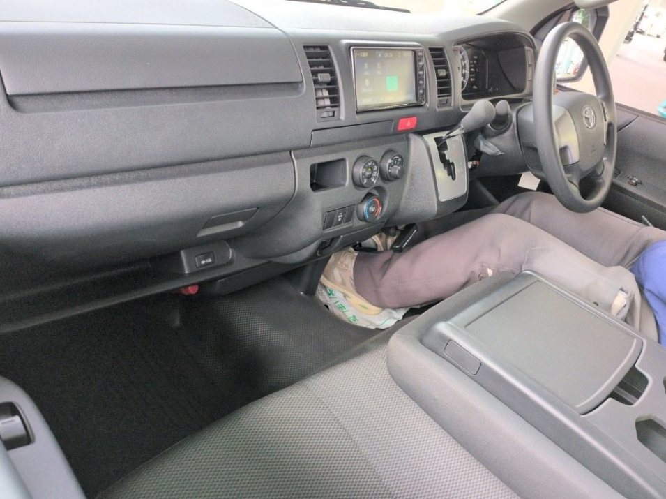 2025 Toyota Hiace Van 5D 4WD DX for sale - image 5