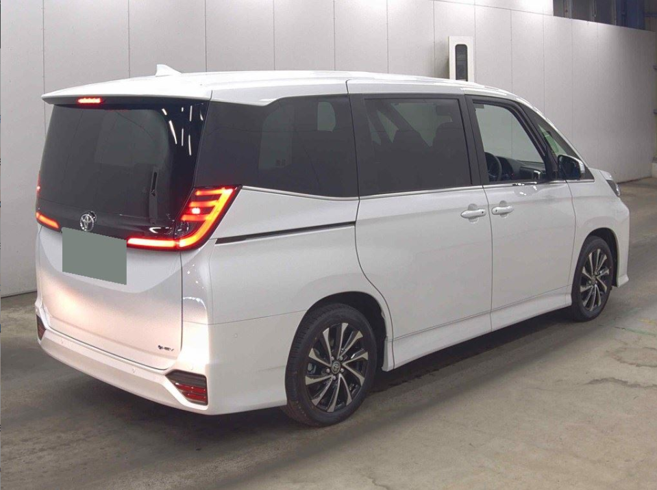 2026 Toyota Noah Hybrid 5D S-Z for sale - image 4